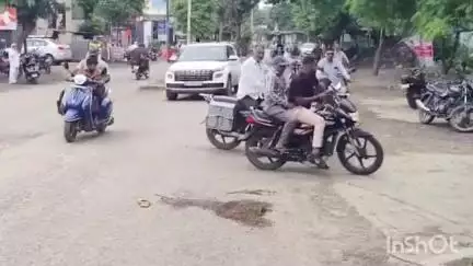 संगमनेर: ट्रक खाली चिरडून विद्यार्थ्यांचा जागेस मृत्यू खांडगाव येथील युवक अपघातात ठार