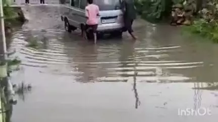 बारां: ग्राम मंडोला के पास ब्रजराजपुरा के मेन रास्ते पर बारिश का पानी भरा, वाहन चालक हो रहे परेशान