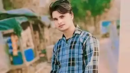डेरापुर: खजुरी गांव के पास सड़क दुर्घटना में बाइक सवार 2 युवकों की हुई मौत, पुलिस ने शव को कब्जे में लेकर पीएम के लिए भेजा