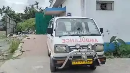 আলিপুরদুয়ার ১: আলিপুরদুয়ার জেলা হাসপাতালে মর্গে ময়না তদন্ত হলো সঞ্জয়ের কান্নায় ভেঙ্গে পড়লেন সঞ্জয়ের আত্মীয় পরিজনেরা