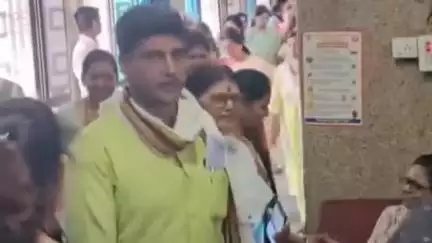 उमाकिरण क्लासमध्ये विद्यार्थिनीचा लैंगिक छळ केल्या प्रकरणी शिवसंग्रामच्या डॉ ज्योती मेटे यांची महिला आयोगाकडे तक्रार