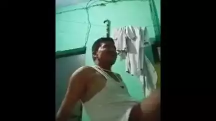 गोंडा: गोंडा के एक मजिस्ट्रेट के अर्दली का महिला के साथ अश्लील हरकत करते हुए वीडियो हुआ वायरल