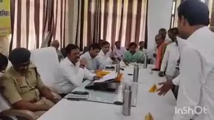 अजीतमल: तहसील सभागार में आयोजित सम्पूर्ण समाधान दिवस में 137 शिकायतों में से 7 का मौके पर हुआ निस्तारण