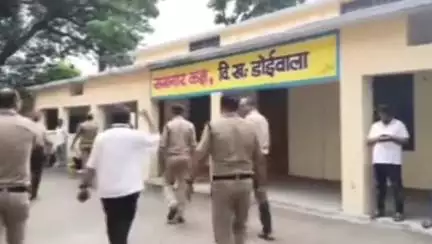 डोईवाला: डोईवाला ब्लॉक में नामांकन के अंतिम दिन उमड़ा जनसैलाब, नामांकन की प्रक्रिया शांतिपूर्ण संपन्न हुई