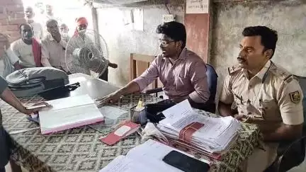 सिसवन: सिसवन थाना परिसर में भूमि विवाद का हुआ निपटारा