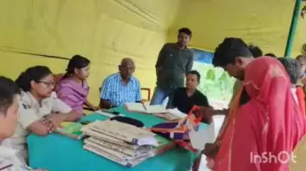 पटोरी: भूमि विवाद के निपटारे के लिए पटोरी थाना परिसर में लगा जनता दरबार
