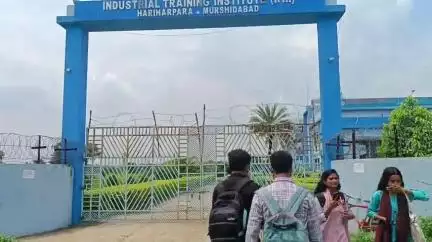 হরিহরপাড়া: হরিহরপাড়ায় আইটিআই কলেজে চাকরির মেলা, ভিড় উপচে পড়ল চাকরিপ্রার্থীদের
