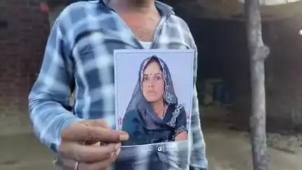 ताखा: पति परदेश गया, पत्नी पुराने प्रेमी के साथ हुई फुर्र