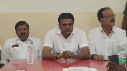ಮಳವಳ್ಳಿ: ಮಂಡ್ಯ ನಗರದಲ್ಲಿ ಶಾಸಕರ ಹೇಳಿಕೆ, ಮೈಷುಗರ್ ಶಾಲೆಯನ್ನು ಖಾಸಗಿಯವರಿಗೆ ವಹಿಸುವುದಿಲ್ಲ ಎಂದು ಘೋಷಿಸಿದ ರವಿಕುಮಾರ್ ಗೌಡ