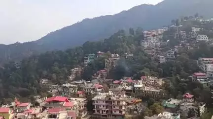 बद्दी: बिलांवाली गुजरां में बन रहे सामुदायिक भवन का कार्य लटका हुआ