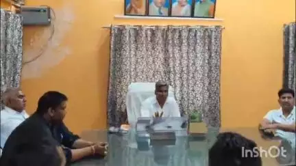 बिसौली: बिसौली नगर पालिका अध्यक्ष ने कांवड़ यात्रा को लेकर नगर पालिका कर्मचारियों के साथ बैठक कर दिए आवश्यक दिशा-निर्देश