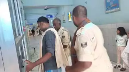 मानसी: मानसी पुलिस ने बंगलिया गांव से शराब बेचने के आरोप में एक व्यक्ति को किया गिरफ्तार, न्यायिक हिरासत में भेजा