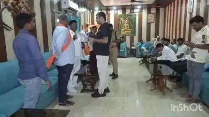 खलीलाबाद: भाजपा विधायक अंकुर राज तिवारी ने अपने कैंपस कार्यालय पर जनता दरबार लगाया, सुनी जनता की समस्याएं