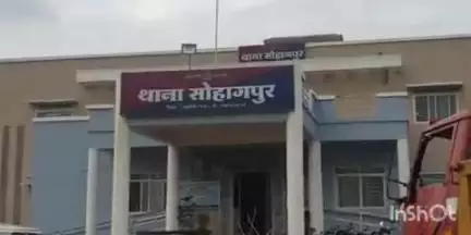 सोहागपुर: सोहागपुर थाने में बाउंड्री वॉल तोड़ने वाले की शिकायत, वार्ड क्रमांक 4 का मामला