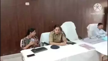 निज़ामाबाद: निजामाबाद तहसील प्रांगण में SDM सुनील कुमार धनवंता की अध्यक्षता में संपूर्ण समाधान दिवस का आयोजन किया गया