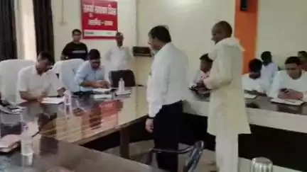 स्याना तहसील सभागार में आयोजित संपूर्ण समाधान दिवस में 22 शिकायतें हुईं प्राप्त, 4 का मौके पर किया गया निस्तारण