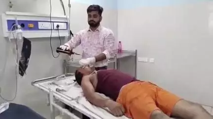 आरा: देव गांव में छत से गिरकर एक व्यक्ति गंभीर रूप से हुआ जख्मी