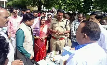 ಮುಧೋಳ: ಯಾದವಾಡ ಸೇತುವೆಯಲ್ಲಿ ಎಸ್ಪಿ ,ಡಿಸಿ ನೇತೃತ್ವದಲ್ಲಿ ಯಶಸ್ವಿ ರಕ್ಷಣಾ ಕಾರ್ಯಾಚರಣೆ