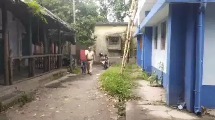 দিনহাটা ২: নিজের ইচ্ছার বিরুদ্ধে এক মহিলার সঙ্গে সহবাসের অভিযোগে লাঙ্গলিয়া এলাকার এক ব্যক্তিকে ১৪ দিনের জেল হেফাজত দিল আদালত