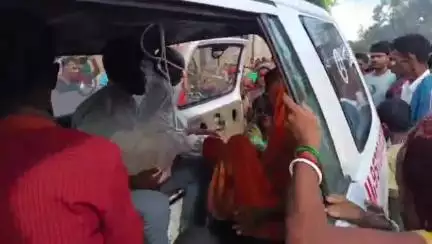 पुपरी: अहमद नगर बेदौल में बाइक की टक्कर से घायल बालक की मौत, ग्रामीणों ने सड़क जाम कर किया प्रदर्शन