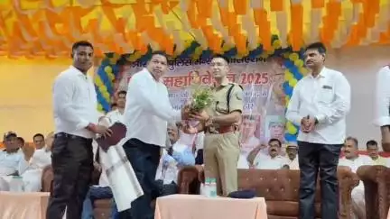 धनबाद/केंदुआडीह: पुलिस लाइन स्थित पुलिस केंद्र में झारखंड पुलिस मेंस एसोसिएशन का महाअधिवेशन शुरू