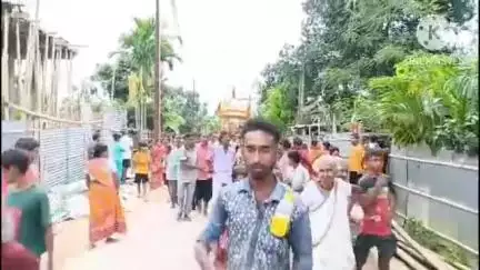 তেলিয়ামুড়া: বিবেকানন্দ নগর গ্রাম পঞ্চায়েত এলাকায় উল্টো রথকে ঘিরে ব্যাপক উৎসাহ ও উদ্দীপনা লক্ষ্য করা যায় ভক্তবৃন্দদের মধ্যে