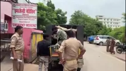 फिरोज़ाबाद: बसई मोहम्मदपुर पुलिस ने सोफीपुर दरगाह के पास चेकिंग के दौरान भैंस चोरी करते हुए दो बदमाशों को किया गिरफ्तार