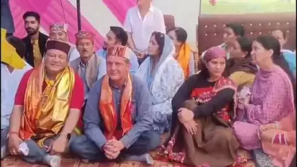 मनाली: सोलंगनाला में पूर्णाहुति के साथ श्रीमद भागवत कथा संपन्न, महिला आयोग अध्यक्ष और विधायक भुवनेश्वर समेत कई नेता पहुंचे