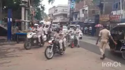 अरवल: मुहर्रम पर्व को लेकर शहर में पुलिस और मजिस्ट्रेट का फ्लैग मार्च निकला