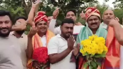 పెద్దపల్లి: వాకర్స్ ఇంటర్నేషనల్ 303 గవర్నర్ వెంకట్రెడ్డి జన్మదిన వేడుకలు