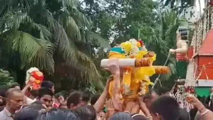 মগরাহাট ২: উল্টো রথের মহা উৎসবে হরিশংকরপুর এলাকায় এলাকাবাসীদের উপছে পড়া ভিড়