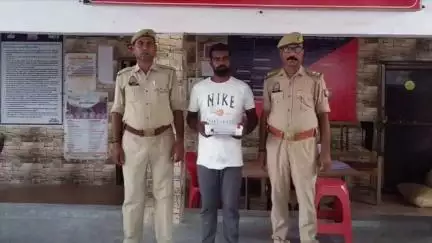 बदलापुर: मिरशादपुर गांव से पुलिस ने देसी तमंचा व कारतूस के साथ एक अभियुक्त को किया गिरफ्तार