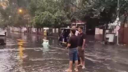 रोहतक: नगर निगम आयुक्त ने टीम के साथ शहर का किया निरीक्षण, जलभराव की शिकायत पर तुरंत कार्रवाई के दिए निर्देश
