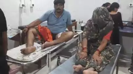 मुरैना नगर: मित्तल पेट्रोल पंप के पास बस ने बाइक सवार को टक्कर मारी, पति-पत्नी समेत तीन घायल, जौरा से ज़िला अस्पताल रेफर