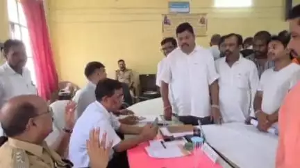 तुलसीपुर: सनातन जागृति मंच ने सातवीं अलम के जुलूस में गाइडलाइन का पालन न करने पर जिलाधिकारी के नाम दिया ज्ञापन
