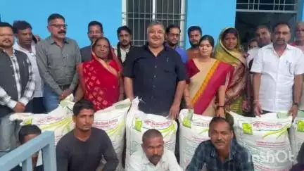 उदयपुर: कृषि विभाग सरगुजा ने ग्राम केदमा में मूंगफली फसल प्रदर्शन एवं बीज वितरण कार्यक्रम आयोजित किया, विधायक राजेश अग्रवाल शामिल