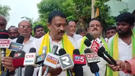 మేము చెప్పిన పనులన్ని చేసి చూపిస్తున్నాము..మేము మీలాగా బెదిరింపు కార్యాక్రమాలు చేయడం లేదు: బుడ్డా రాజశేఖరరెడ్డి