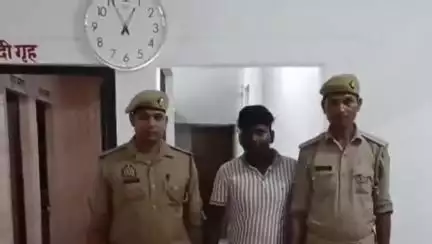 लालगंज: तरवां पुलिस ने परमानपुर बाजार से युवती के साथ दुष्कर्म के आरोपी को किया गिरफ्तार, कानूनी कार्रवाई के बाद भेजा जेल