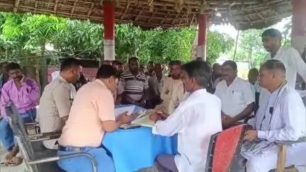 हसनगंज: हसनगंज थाना में भूमि विवाद के निपटारे हेतु जनता दरबार का आयोजन, 1 मामले पर हुई सुनवाई