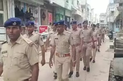 ડીસા દક્ષિણ પોલીસે તાજીયા મહોરમને લઈને ડોલીવાસથી રાજમાર્ગો પર ફ્લેગ માર્ચ યોજી.