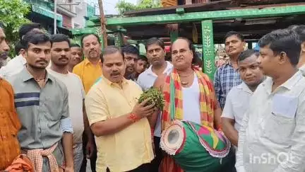 କବିସୂର୍ଯ୍ୟନଗର: କବିସୂର୍ଯ୍ୟନଗର ସହର ରଥ ସାହି ରେ ଅନୁଷ୍ଠିତ ହୋଇଛି ପବିତ୍ର ବାହୁଡା଼ ଯାତ୍ରା, ବିଧାୟକ କଲେ ଛେରା ପହରା.