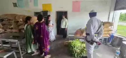 సూర్యాపేట: బాలేంలో సోషల్ వెల్ఫేర్ రెసిడెన్సియల్ పాఠశాలను ఆకస్మికంగా తనిఖీ చేసిన
అదనపు కలెక్టర్  రాంబాబు