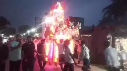 হবিবপুর: হবিবপুর রুরাল ডেভেলপমেন্ট সমিতির পরিচালনায় ও রথযাত্রা মিলন মেলা উৎসব কমিটির সহযোগিতায় উল্টো রথযাত্রা বুলবুলচণ্ডীতে