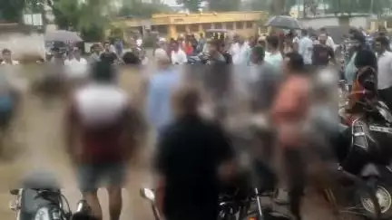 मऊगंज: मऊगंज नगर के वार्ड 1 सेमरिहा रोड तुर्की के पास आकाशीय बिजली गिरने से तीन की मौत
