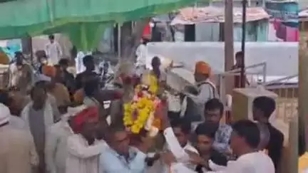 निवाई: झिलाय गांव में रामदेव जी की मूर्ति स्थापना व शिव पंचायत, हनुमान मूर्ति की प्राण प्रतिष्ठा को लेकर निकली कलश यात्रा