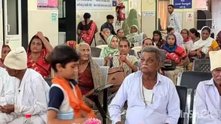 માંગરોળ: આજ રોજ માંગરોળ તાલુકામા "આયુષ્માન વય વંદના કાર્ડ" કેમ્પ યોજાયા