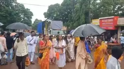 ଚମ୍ପୁଆ: ବଡବିଲରେ ଚତୁର୍ଦ୍ଧା ମୂର୍ତ୍ତିଙ୍କ ବାହୁଡା ଯାତ୍ରା ଅନୁଷ୍ଠିତ, ହଜାର ହଜାର ଭକ୍ତଙ୍କ ସମାଗମ
