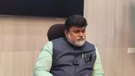 रत्नागिरी: सावंत पॅलेस येथे पालकमंत्री डॉ. उदय सामंत यांनी घेतली पत्रकार परिषद, उद्धव ठाकरेंवर केली टीका