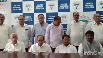 నిబద్ధత గల ఐపీఎస్ అధికారి అని ప్రభాకర్ రావుకు పేరు ఉందని పట్టణంలో తెలిపిన వెలమ సంఘం నాయకులు