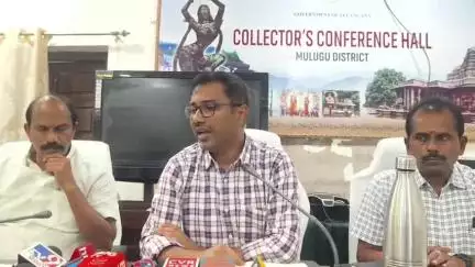 ములుగు: జిల్లాలో వర్షాకాలంలో ప్రమాదాల నివారణకు కంట్రోల్ రూమ్, వాట్సాప్‌ ఛానల్‌ను ప్రారంభించిన జిల్లా కలెక్టర్ దివాకర టీస్